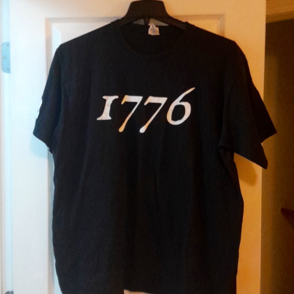 Black 1776 T-shirt